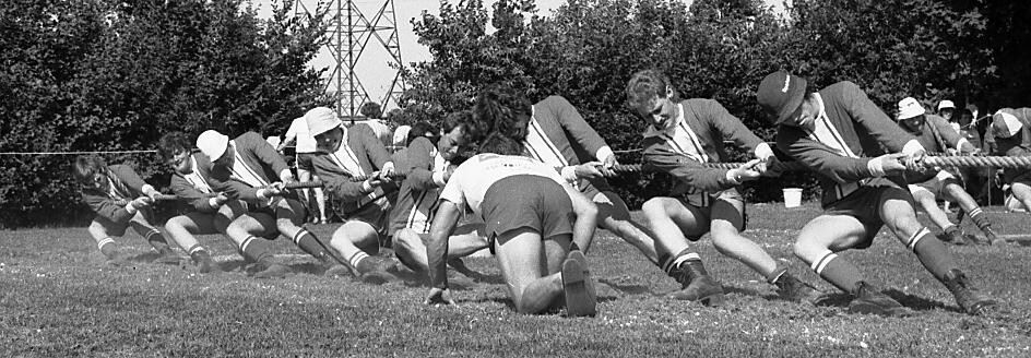 560kg-Team 1985